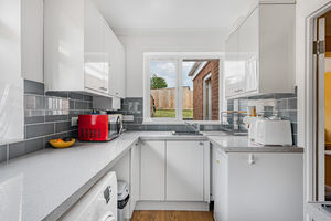 Kitchen- click for photo gallery